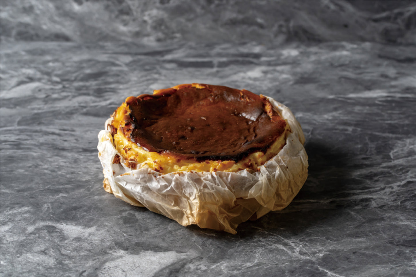 [クリスマス予約2025]バスク・エンリック